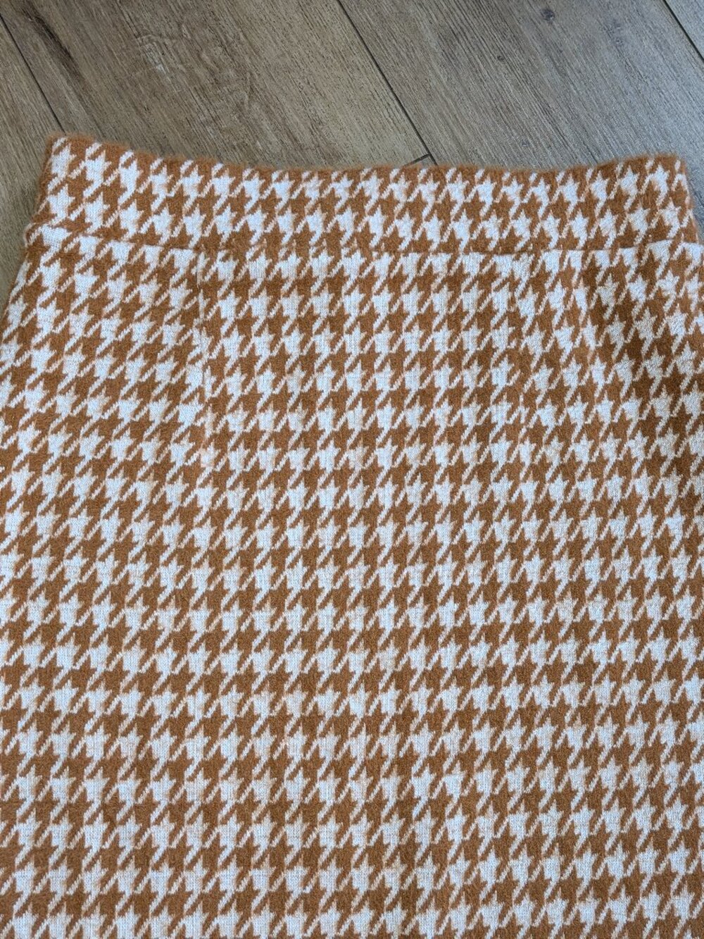 NWT Ann Taylor Women's Camel White Midi Pencil Skirt Houndstooth Stretch Size M - Picture 7 of 7